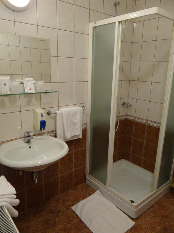 Rooms Hochkraut Celje Zimmer foto