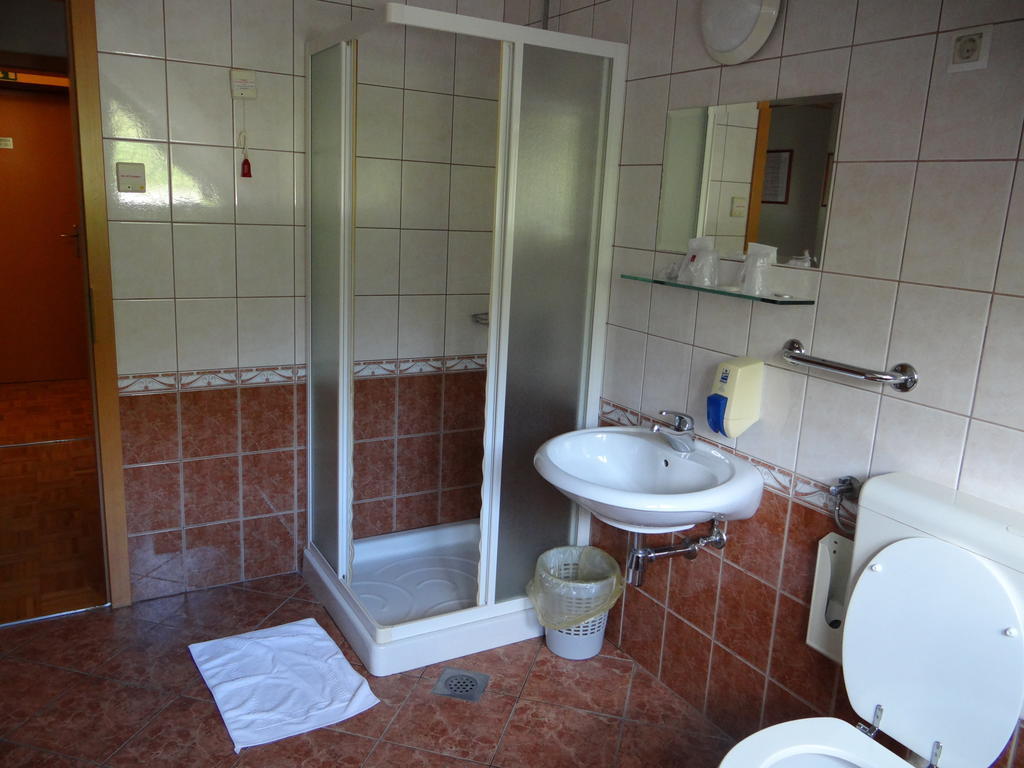 Rooms Hochkraut Celje Zimmer foto